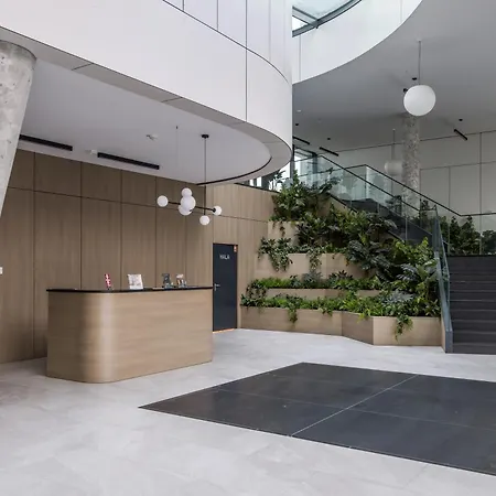 Aperto Centrum 7 Pietro *