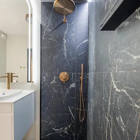 Aperto Centrum 7 Pietro Apartman *