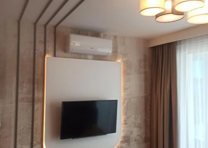 Aperto Centrum 7 Pietro *